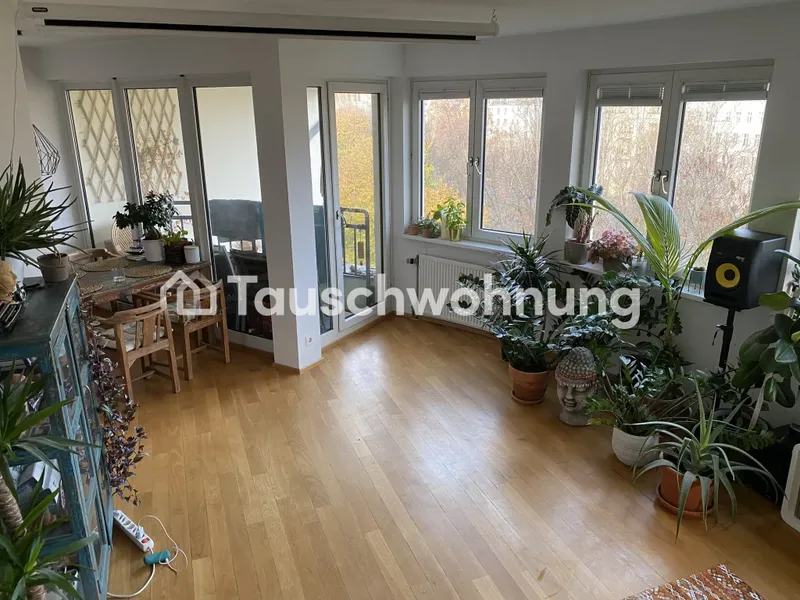 Tauschwohnung: Helle 3-Zimmer-Wohnung am Maybachufer mit Kanalblick sucht T — photo 1